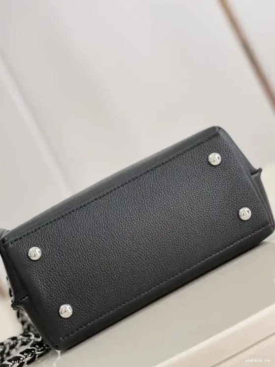 WIS VUITTON LOUIS MINI LOCKME EVER 0510